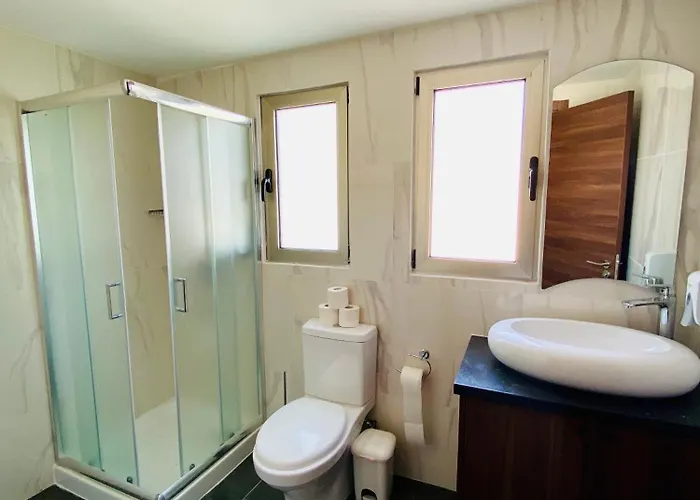 Eleonora Apartmanhotel