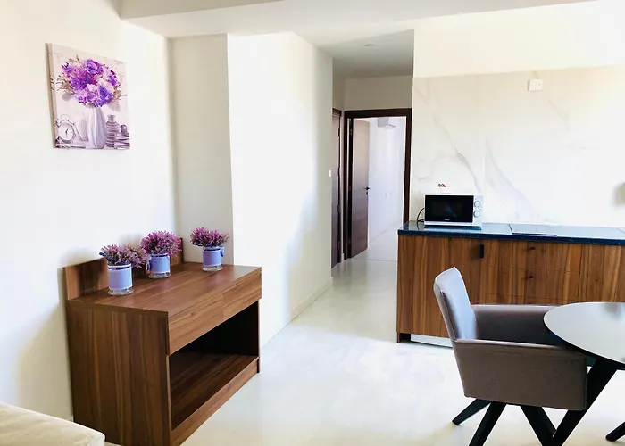 Eleonora 3* Lárnaka