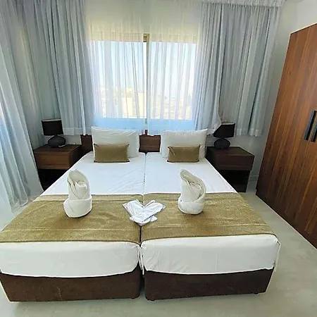 Hotel de apartamente Eleonora Larnaca