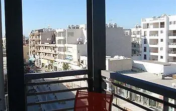 爱诺拉公寓酒店