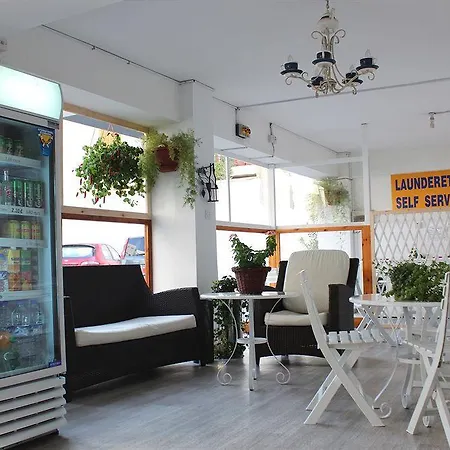 公寓式酒店 爱诺拉公寓酒店 3*