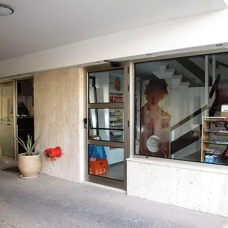 Hotel de apartamente Eleonora 3*