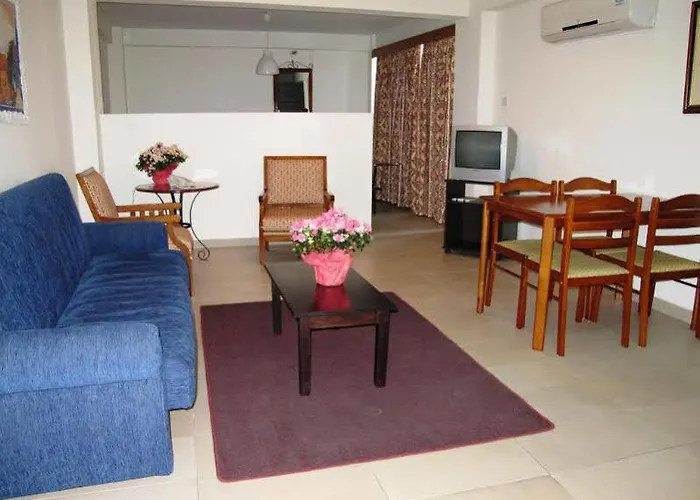 Apart-hotel Eleonora