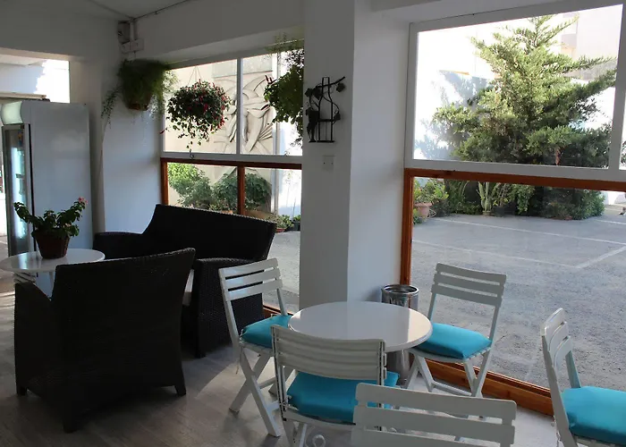 Apart-hotel Eleonora 3*