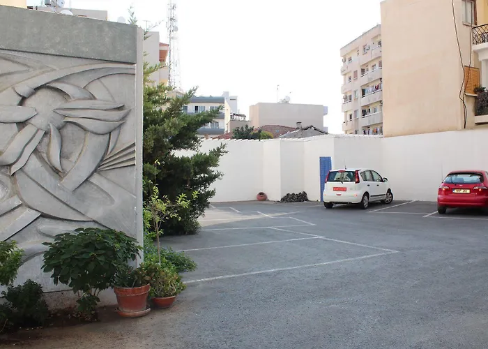 Apart-hotel Eleonora 3*