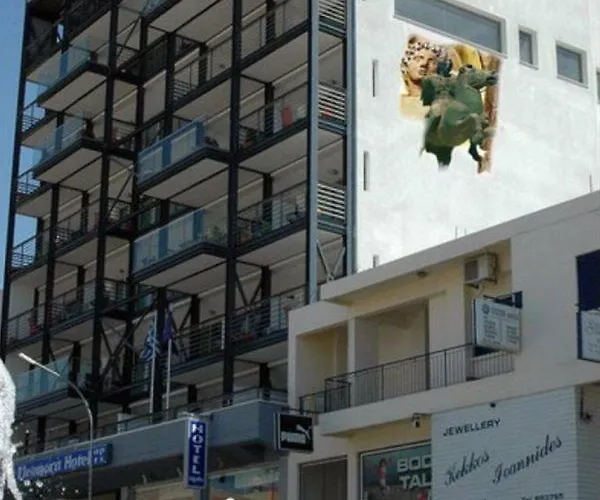 Appart hôtel Eleonora Larnaca